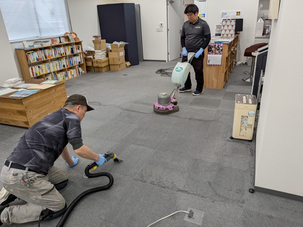 東京都日本橋のリピーターＹオフィス様のカーペットクリーニングを実施しました！